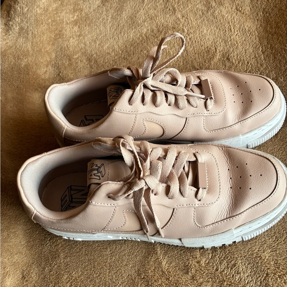 NIKE Air Force 1 Pixel "Particle Beige" Size 9 - Picture 6 of 11